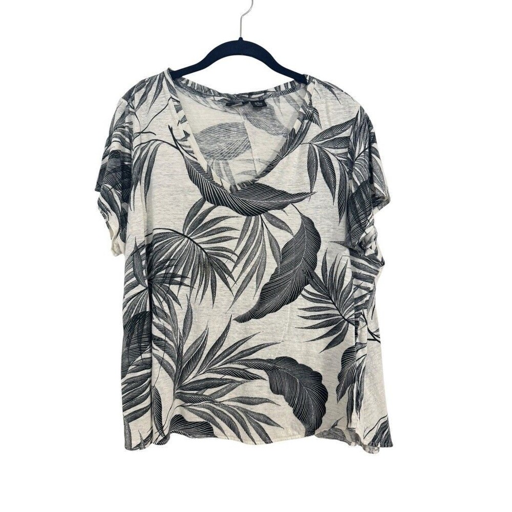 Tahari Linen Top Womens Size 2X White Black Floral Tropical Palm Short Sleeve
